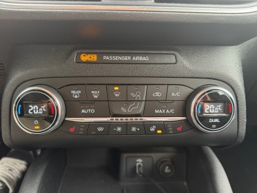 Ford focus 1.0 ecoboost 125 titanium caméra arr / sièges chauffants / carplay occasion simplicicar veauche simplicicar...