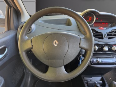 Renault twingo ii 1.2 60 eco2 access occasion simplicicar frejus  simplicicar simplicibike france