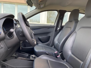 Dacia spring achat intégral business, charge rapide combo ccs, caméra de recul, climatisation. occasion simplicicar rennes...