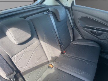 Ford fiesta 60ch 1.25 ambiente faible kilométrage garantie 1 an occasion parc voitures beauvais simplicicar simplicibike...