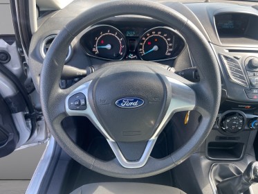 Ford fiesta 60ch 1.25 ambiente faible kilométrage garantie 1 an occasion parc voitures beauvais simplicicar simplicibike...