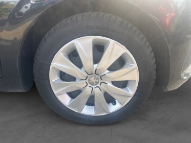 Peugeot 108 82ch bvm5 style distribution neuve peugeot garantie 12mois occasion parc voitures beauvais simplicicar...