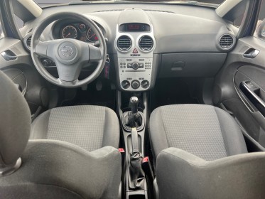 Opel corsa 1.2 - 85 ch twinport graphite garantie 12 mois occasion montpellier (34) simplicicar simplicibike france