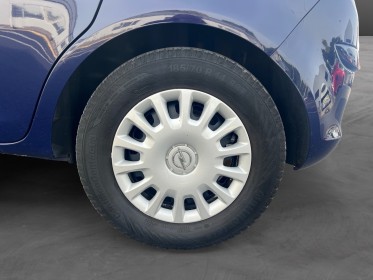 Opel corsa 1.2 - 85 ch twinport graphite garantie 12 mois occasion montpellier (34) simplicicar simplicibike france