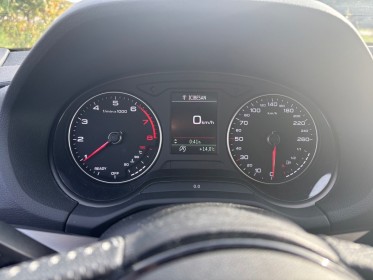 Audi q2 q2 1.0 tfsi 116 ch bvm6 s line occasion simplicicar besanÇon simplicicar simplicibike france