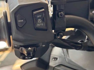 Aprilia sr gt 125 black edition / ecran tft / entretien aprillia / idÉal jeunes permis formation 125 cc occasion simplicicar...