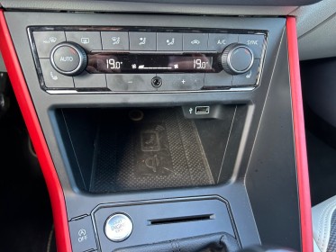 Volkswagen polo 1.0 tsi 115 r-line beats / caméra arr / sièges chauffant / keyless-go occasion simplicicar veauche...