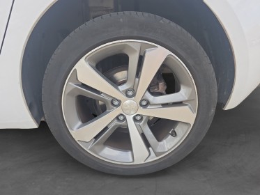 Peugeot 308 affaire bluehdi 130 ss bvm6 premium pack distri vidange ok occasion avignon (84) simplicicar simplicibike france