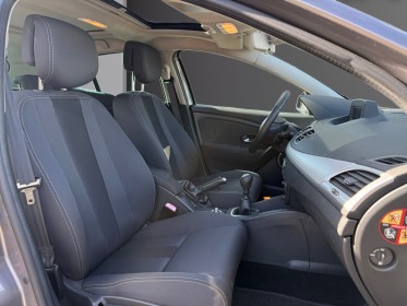 Renault megane iii berline dci 110, toit ouvrant, régulateur/limiteur, gps, commande au volant occasion scl 56 - simplicicar...