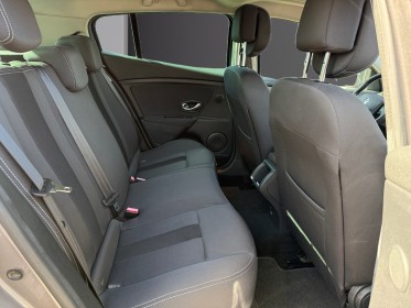 Renault megane iii berline dci 110, toit ouvrant, régulateur/limiteur, gps, commande au volant occasion scl 56 - simplicicar...