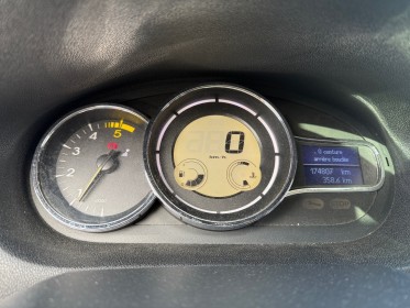 Renault megane iii berline dci 110, toit ouvrant, régulateur/limiteur, gps, commande au volant occasion scl 56 - simplicicar...