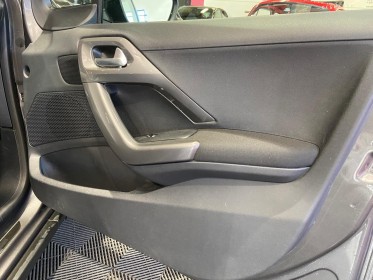 Peugeot 2008 1.2 82ch bvm5 style garantie 12 mois occasion  simplicicar aix les bains simplicicar simplicibike france