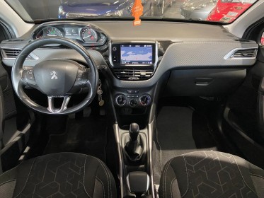 Peugeot 2008 1.2 82ch bvm5 style garantie 12 mois occasion  simplicicar aix les bains simplicicar simplicibike france
