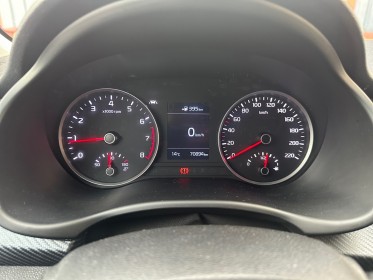 Kia rio 1.0l t-gdi 120 ch isg gt line carplay accès confort caméra de recul garantie 12 mois occasion simplicicar...