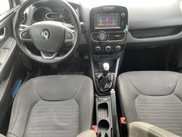Renault clio iv 1.2 16v 75 limited  garantie 12 mois occasion simplicicar lyon nord simplicicar simplicibike france