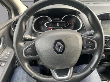 Renault clio iv 1.2 16v 75 limited  garantie 12 mois occasion simplicicar lyon nord simplicicar simplicibike france