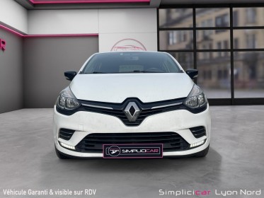 Renault clio iv 1.2 16v 75 limited  garantie 12 mois occasion simplicicar lyon nord simplicicar simplicibike france