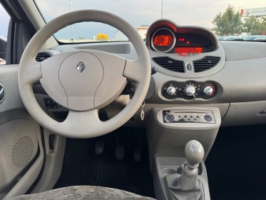 Renault twingo ii 1.2 60 eco2 helios occasion simplicicar beaune simplicicar simplicibike france