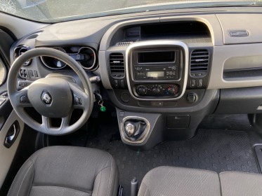 Renault trafic fourgon gn l2h1 1200 kg dci 120 e6 confort - garantie 12 mois - occasion simplicicar brest simplicicar...