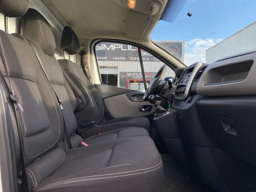Renault trafic fourgon gn l2h1 1200 kg dci 120 e6 confort - garantie 12 mois - occasion simplicicar brest simplicicar...