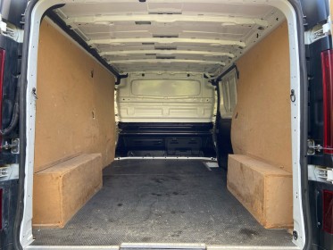 Renault trafic fourgon gn l2h1 1200 kg dci 120 e6 confort - garantie 12 mois - occasion simplicicar brest simplicicar...