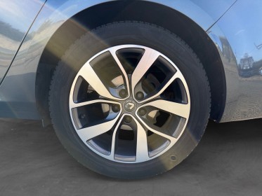 Renault megane iv estate tce 130 energy edc intens - garantie 12mois - suivie renault - camera de recul - clim auto - tete......