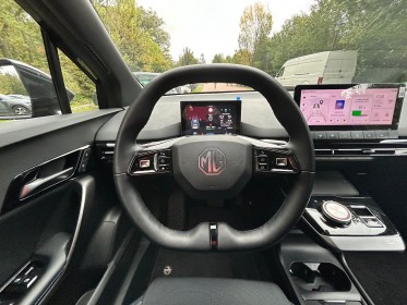 M.g. mg4 ev 77kw/h - 180kw 2wd luxury garantie 12/2030 / one pedal / mg pilot occasion simplicicar vaucresson simplicicar...