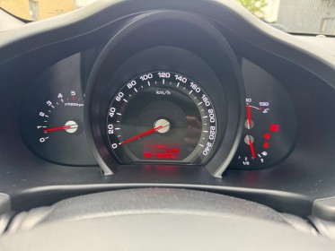 Kia sportage 1.7 crdi 115 isg 2wd style garantie 12mois occasion simplicicar lyon nord simplicicar simplicibike france