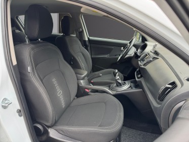Kia sportage 1.7 crdi 115 isg 2wd style garantie 12mois occasion simplicicar lyon nord simplicicar simplicibike france