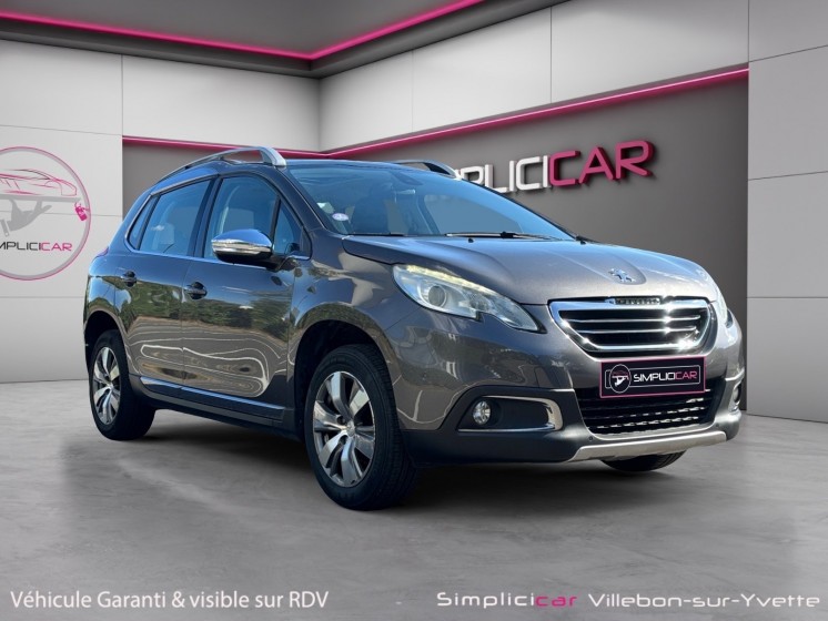 Peugeot 2008 1.2 82ch bvm5 allure entretien complet peugeot courroie neuve garantie 12 mois toit panoramique occasion...
