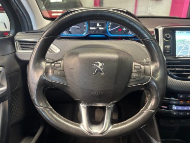 Peugeot 2008 1.2 82ch bvm5 allure entretien complet peugeot courroie neuve garantie 12 mois toit panoramique occasion...