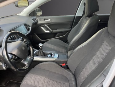 Peugeot 308 110ch allure camera 360°  jantes gt apple carplay  distribution à jour   garantie 12 mois occasion simplicicar...