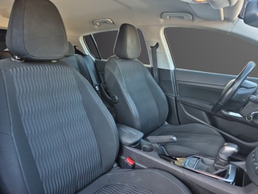 Peugeot 308 1.6 bluehdi 120ch ss eat6 active radar arriere attelage amovible bluetooth garantie 12 mois occasion simplicicar...
