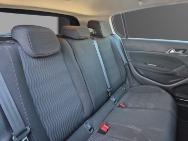 Peugeot 308 1.6 bluehdi 120ch ss eat6 active radar arriere attelage amovible bluetooth garantie 12 mois occasion simplicicar...