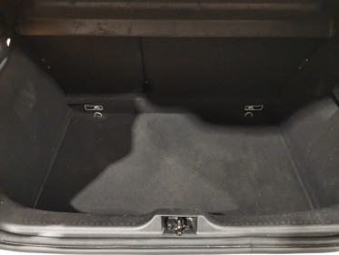 Renault clio iv business 90ch business origine france suivi 100% renault courroie accessoires changée garantie 12 mois...