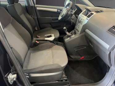 Opel zafira 1.7 cdti - 110 ch fap ecoflex cosmo pack / 1er main /7 places / distri ok a 180000 km. occasion avignon (84)...