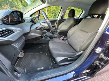 Peugeot 208 1.2 puretech 110ch ss eat6 allure occasion simplicicar vaucresson simplicicar simplicibike france