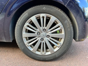 Peugeot 208 1.2 puretech 110ch ss eat6 allure occasion simplicicar vaucresson simplicicar simplicibike france