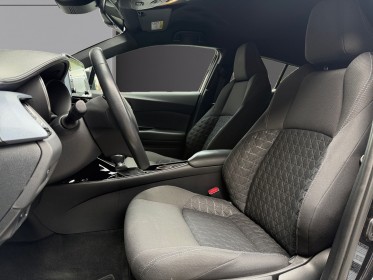 Toyota c-hr hybride my20 2.0l edition // full black / gps / siges et volants chauffants / carplay / garantie 12 mois occasion...