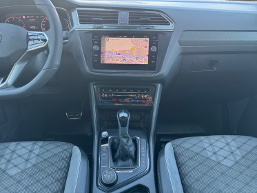Volkswagen tiguan 2.0 tdi 200ch dsg7 4motion r-line sièges et volant chauffants caméra 360 dcc garantie 12 mois occasion...