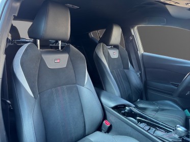 Toyota c-hr hybride my20 1.8l gr-sport occasion simplicicar frejus  simplicicar simplicibike france