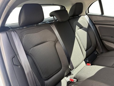 Renault megane iv berline business blue dci 115 business / distribution À jour occasion simplicicar st-maximin simplicicar...