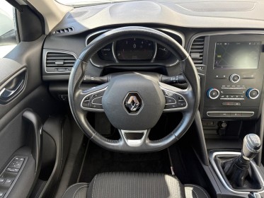 Renault megane iv berline business blue dci 115 business / distribution À jour occasion simplicicar st-maximin simplicicar...