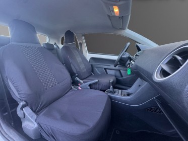 Volkswagen up black up 60cv   kit embrayage neuf / clim/ petit prix ideal jeune permis occasion simplicicar orgeval ...