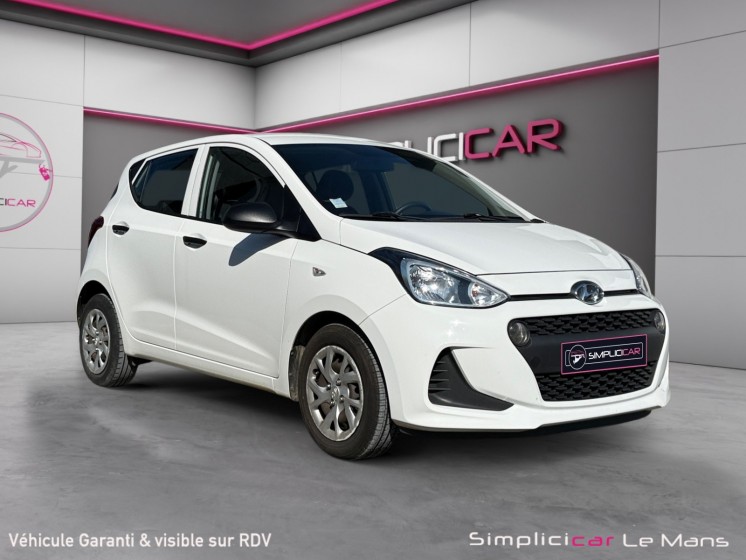 Hyundai i10 1.0 66 bvm5 initia garantie 12 mois occasion simplicicar le mans simplicicar simplicibike france