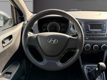 Hyundai i10 1.0 66 bvm5 initia garantie 12 mois occasion simplicicar le mans simplicicar simplicibike france