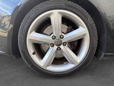 Audi a4 a4 2.0 tdi 143 s line bluetooth radars de recul clim auto occasion simplicicar toulouse sud simplicicar simplicibike...