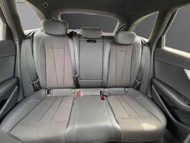 Audi a4 avant 35 tfsi 150 s tronic 7 s line caméra de recul apple carplay garantie 12 mois occasion simplicicar...