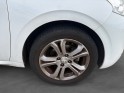 Peugeot 208 1.2 82ch bvm5 allure occasion avignon (84) simplicicar simplicibike france