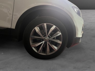 Volkswagen t-roc 1.5 tsi 150 evo start/stop dsg7 lounge toit ouvrant garantie 12 mois occasion montpellier (34) simplicicar...